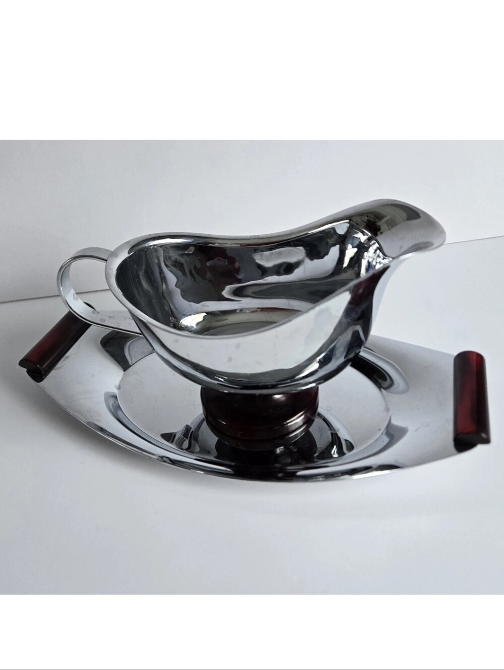 Glo-Hill Gourmates Chrome & Bakelite Sauce Boat Vintage